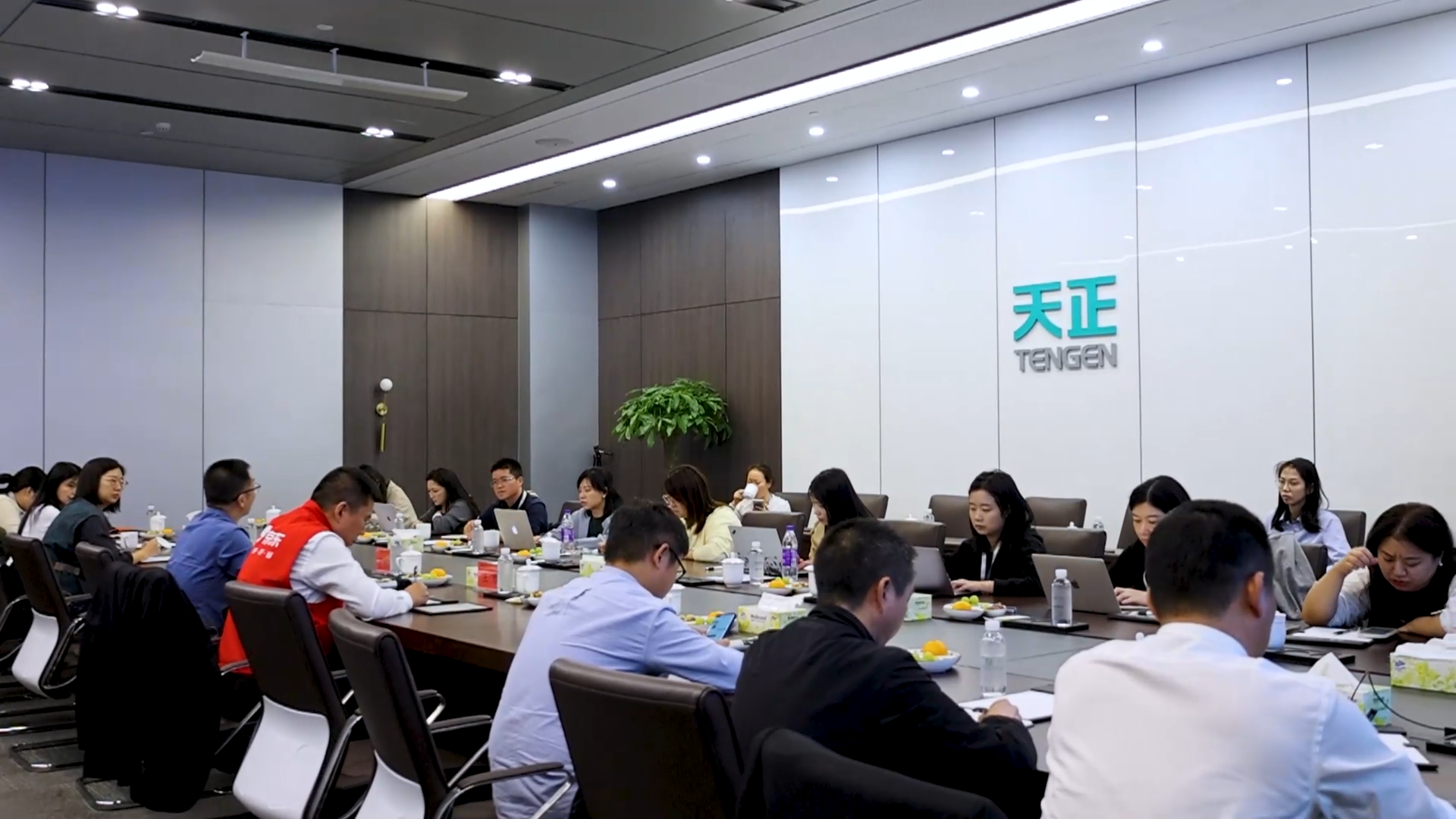 京东工业走进球盟会，探访产业数智化之路！